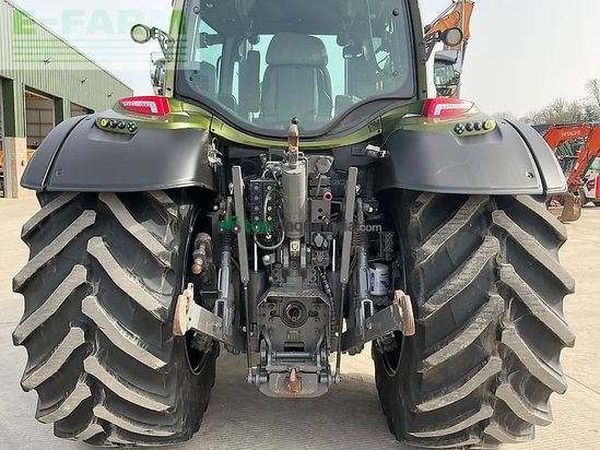 Tractor agrícola - Valtra - n175 versu unlimited tractor (st25906)