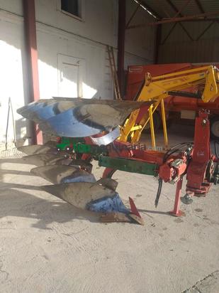 Arado Keverneland de 4 cuerpos