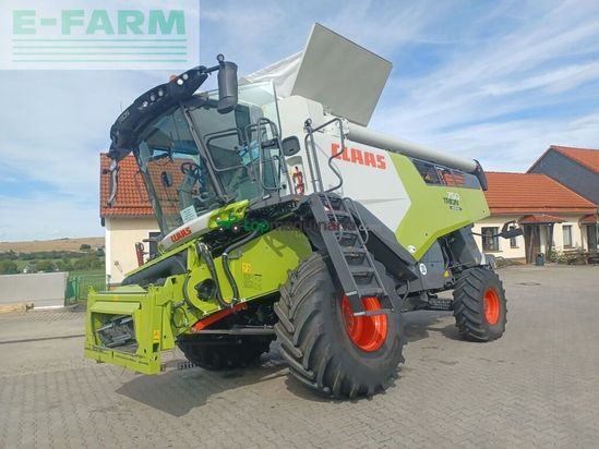 Cosechadora de Cereal - Claas - trion 750 montana + v 770