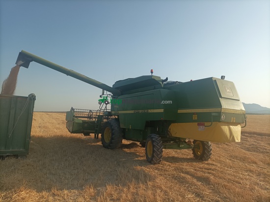 Cosechadora de Cereal - John Deere - 2256 Hill Master 