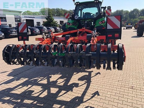 Cultivador - Kverneland - cu 1300