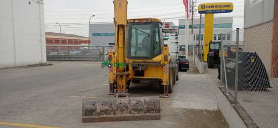 Retroexcavadora Hidromec HMK102S 