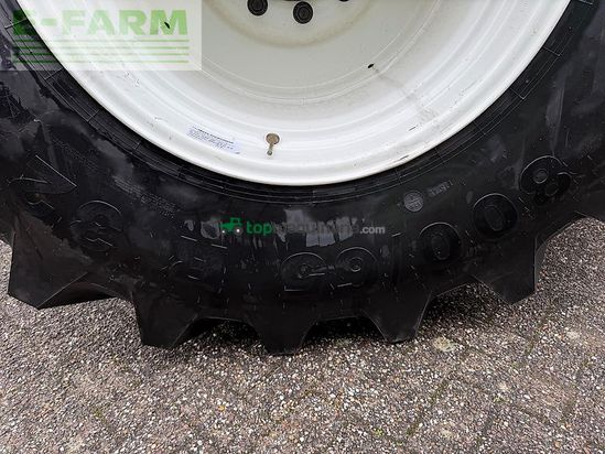 Cosechadora de Cereal - New Holland - ch7.70