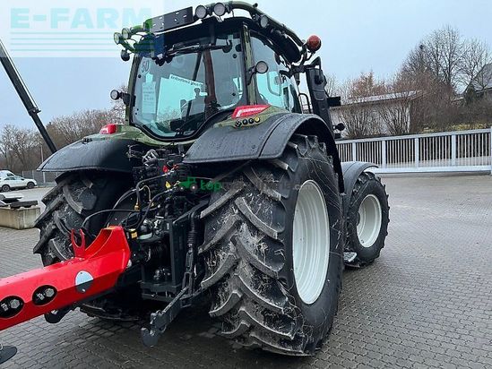 Tractor agrícola - Valtra - n175d forst mit rüfa