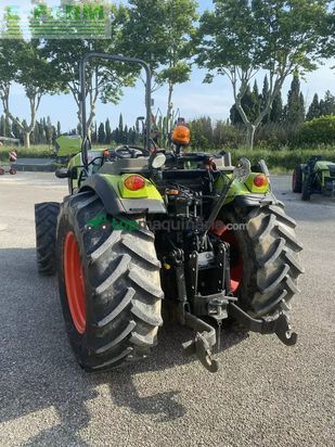 Tractor agrícola - Claas - nexos 240 f arceau 4rm F