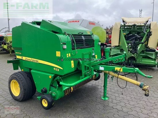 Empacadora gigant - John Deere - 623 multicrop