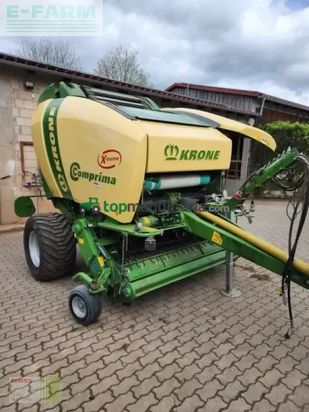Empacadora gigant - Krone - comprima v 150 xc xtreme