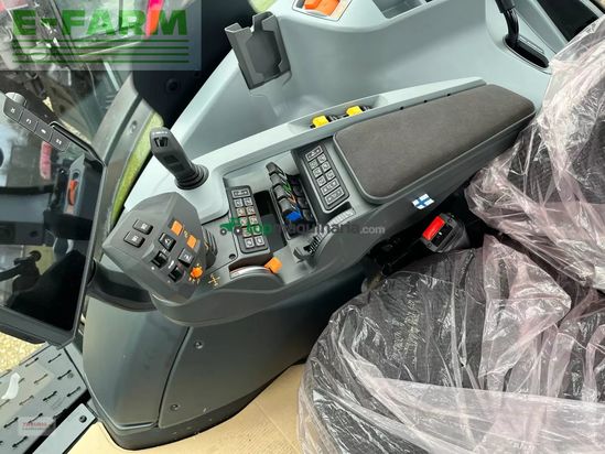 Tractor agrícola - Valtra - n 175 forst mit rüfa und forstkabine