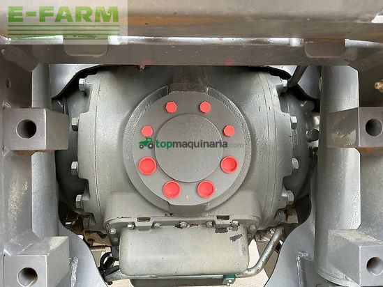 Tractor agrícola - Claas - xerion trac 5000 tractor (st26926)