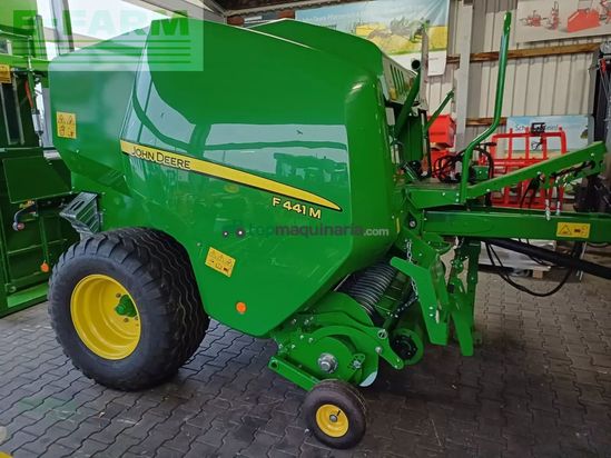 Empacadora gigant - John Deere - f441m