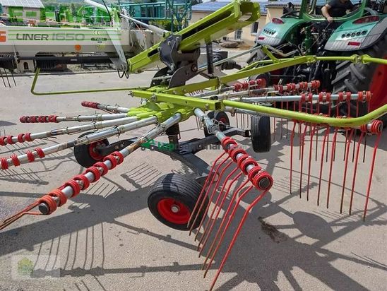 Rastrillo - Claas - liner 1650 twin