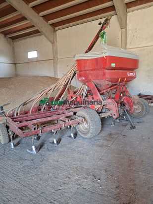 Otra sembradora - Neumasem 699