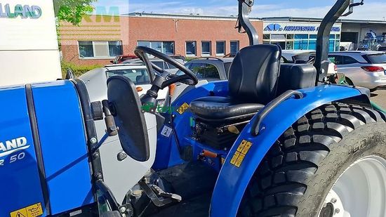 Tractor agrícola - New Holland - boomer 50