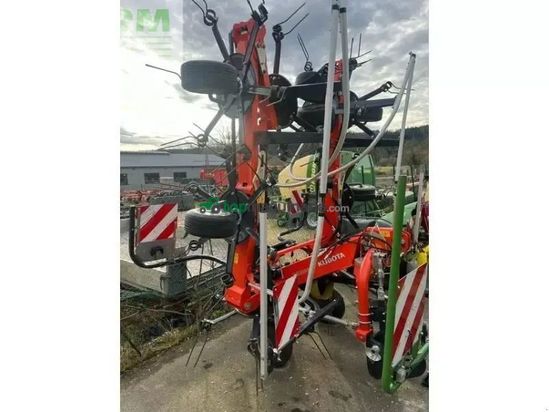 Henificador - Kubota - te 8590