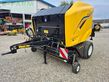 Empacadora gigant - New Holland - roll-bar 125