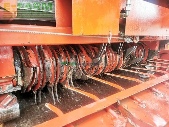 Empacadora gigant - Welger - / lely rp 200 master rundballenpresse