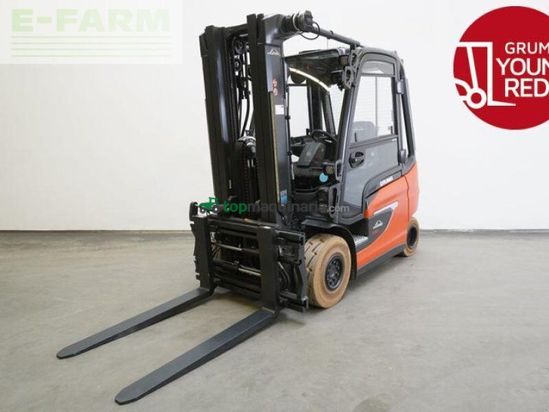 Elevadora - Linde - e 30 ion 1252