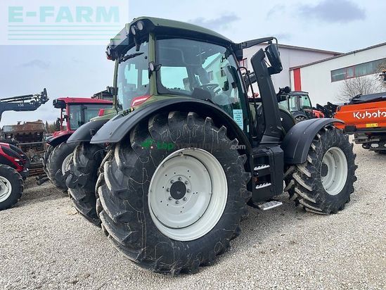 Tractor agrícola - Valtra - n155 a mit rüfa