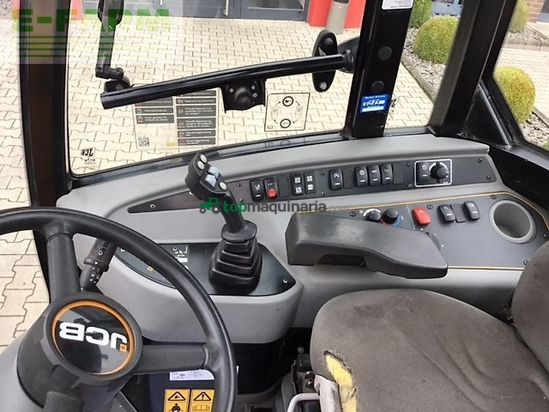 Telescopica - JCB - tm 220