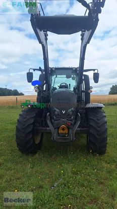 Tractor agrícola - Valtra - n 154 activ