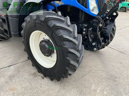 Tractor agrícola - New Holland - t6.180 tractor (st27584)