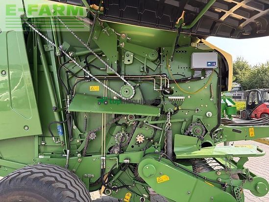 Empacadora gigant - Krone - comprima v 210 xc