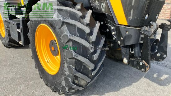Tractor agrícola - JCB - 4220