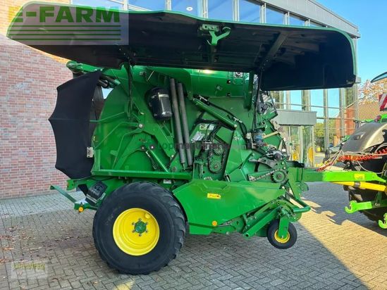 Empacadora gigant - John Deere - 990
