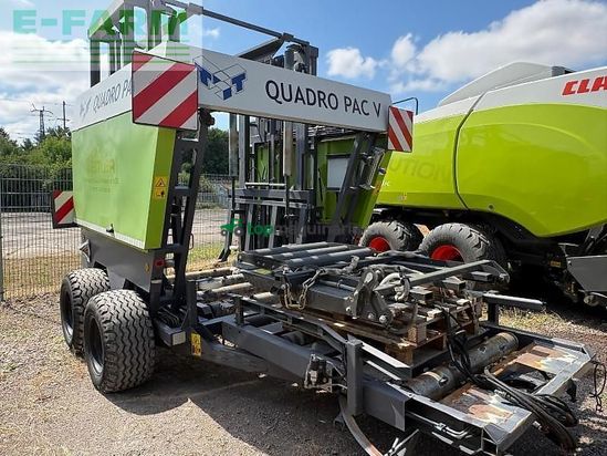Empacadora gigant - Claas - quadrant 5300 fc t+st