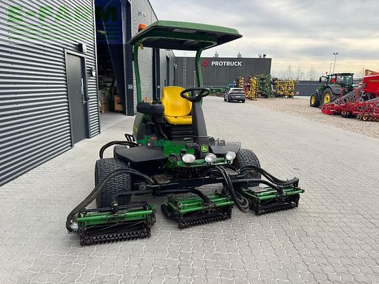 Cosechadora de Cereal - John Deere - 8700