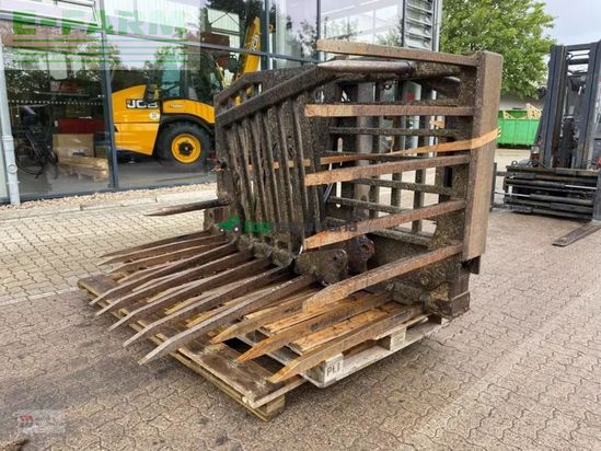 Minicargadora -  - strimech silagegabel defekt, volvo