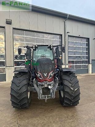 Tractor agrícola - Valtra - t235d