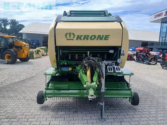 Empacadora gigant - Krone - comprima v150 xc