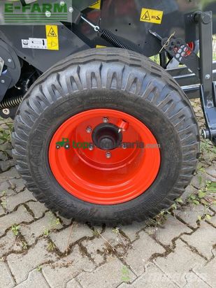 Empacadora gigant - Claas - variant 560 rc pro - neu