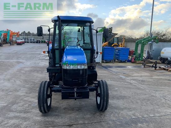 Tractor agrícola - New Holland - td5010 tractor (st25884)