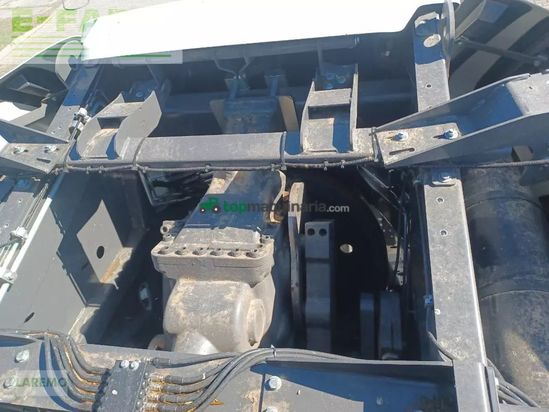 Empacadora gigant - Claas - quadrant 5300 fc evolution