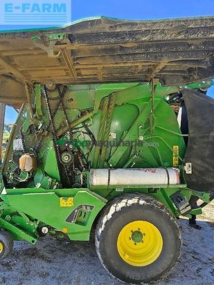 Empacadora gigant - John Deere - 990