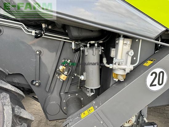 Cosechadora de Cereal - Claas - lexion 8700tt + v1080