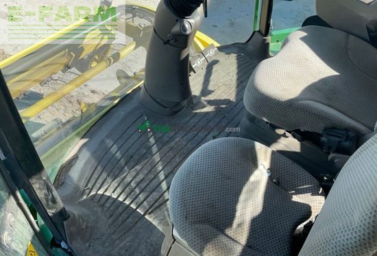 Cosechadora de Cereal - John Deere - 8400