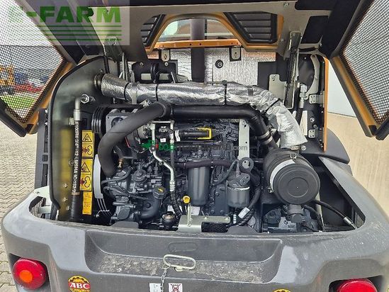 Minicargadora - Case IH - 321f hs xr evo