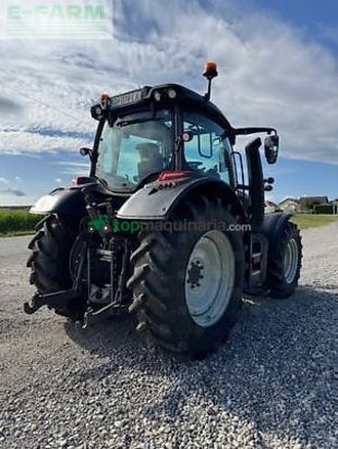 Tractor agrícola - Valtra - n135 direct