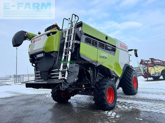 Cosechadora de Cereal - Claas - lexion 6700 + v930