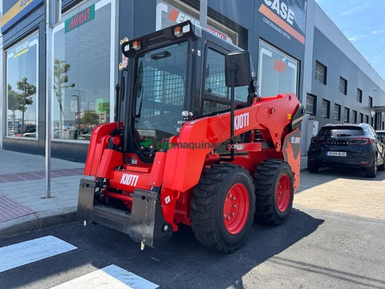 Minicargadora KIOTI SL660E-L