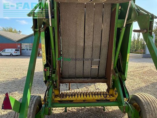 Empacadora gigant - John Deere - 590