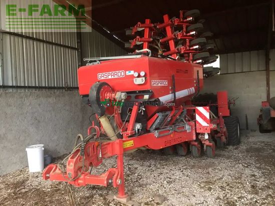 Sembradora directa - Gaspardo - gigante 600 33 ro