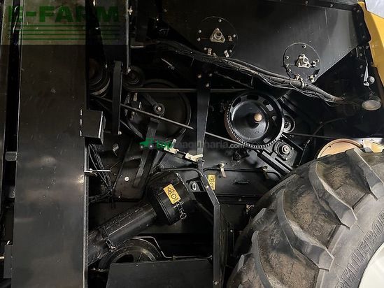 Cosechadora de Cereal - New Holland - cx 8060