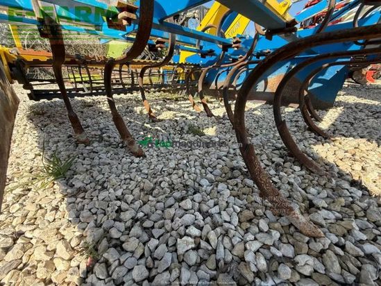 Cultivador -  - axion vibr tri