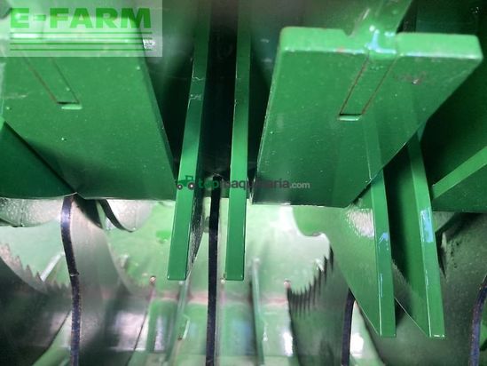 Empacadora gigant - John Deere - v461m