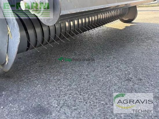 Empacadora gigant - Kuhn - vb 2260 massey ferguson vb 2260 procut