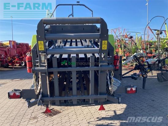 Empacadora gigant - Claas - quadrant 5300 fc